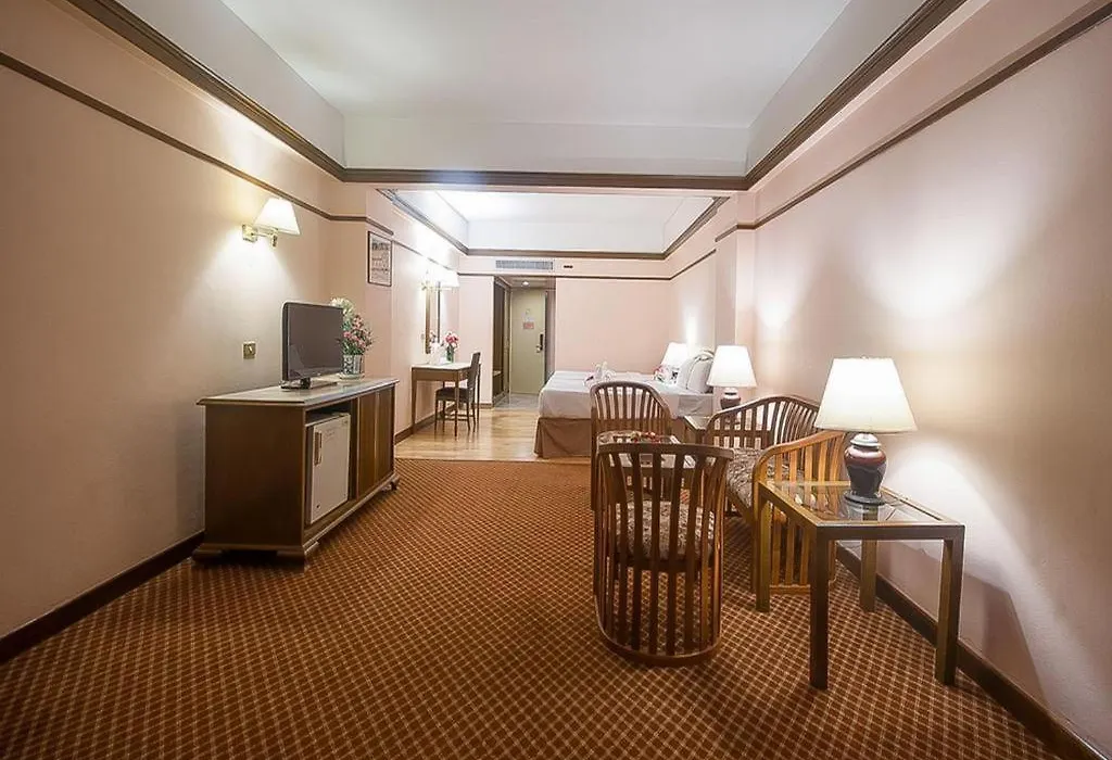 Grand Plaza Hotel-1